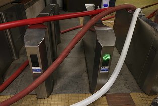 VIDEO Imagini spectaculoase în Viena: Inundații mari pe stradă și la metrou