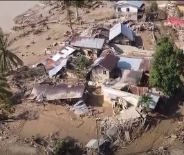 VIDEO Cel mai populat oraș din lume se scufundă. Este poluată, iar locuitorii trăiesc în condiții supraaglomerate. Aproape 40% din Jakarta se află deja sub nivelul mării