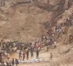 VIDEO Tragedie: 100 de persoane au decedat după prăbușirea unei mine de aur, la granița cu Camerunul. „Este o catastrofă. Solul s-a prăbușit complet și a îngropat oameni.”