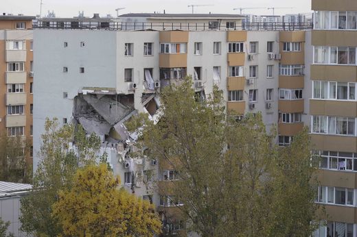 Blocul explodat în Rahova - a început evaluarea imobilelor din zona afectată