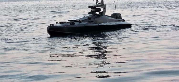 ULTIMA ORĂ FOTO Dronă marină distrusă lângă Neptun Deep. Ministrul Apărării spune că drona era încărcată cu explozibil și nu era ucraineană