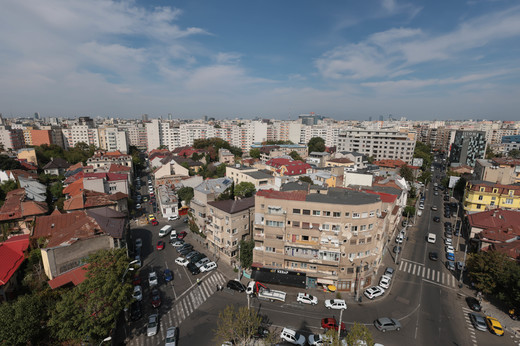 „Nu e un pericol iminent pentru siguranța cetățenilor”: Guvernul Bolojan nu e de acord cu PSD ca Poliția să verifice și să amendeze proprietarii fără asigurări obligatorii de locuințe
