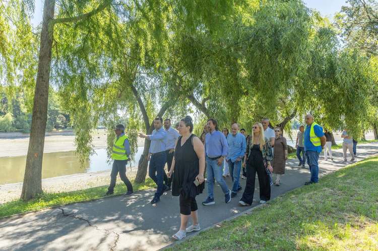 FOTO Ciucu, în forță: Mă duc peste constructor în Herăstrău!