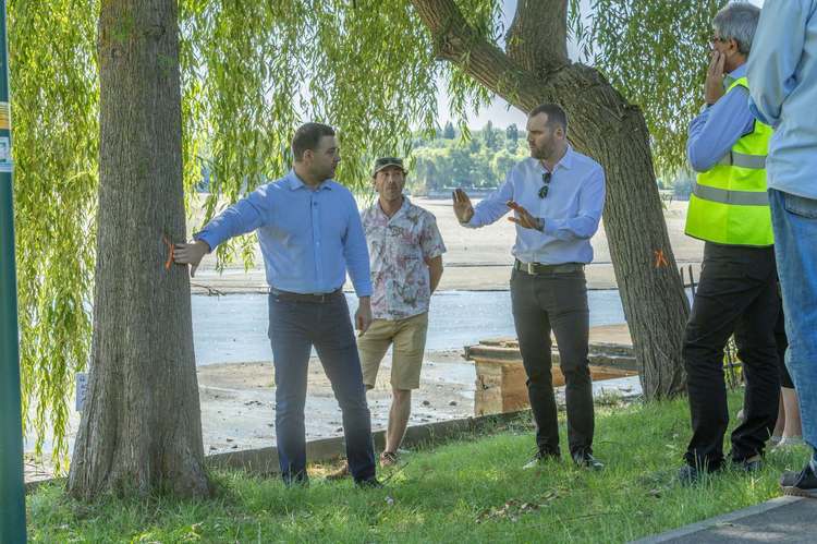 FOTO Ciucu, în forță: Mă duc peste constructor în Herăstrău!