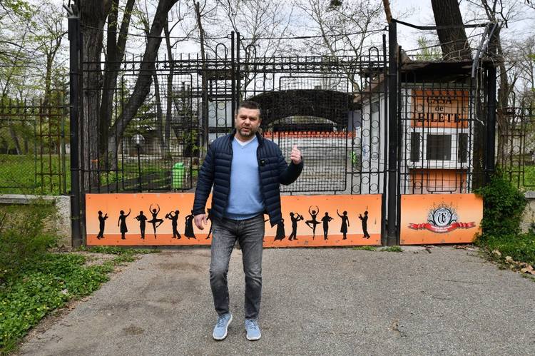 FOTO Ciucu, în forță: Mă duc peste constructor în Herăstrău!