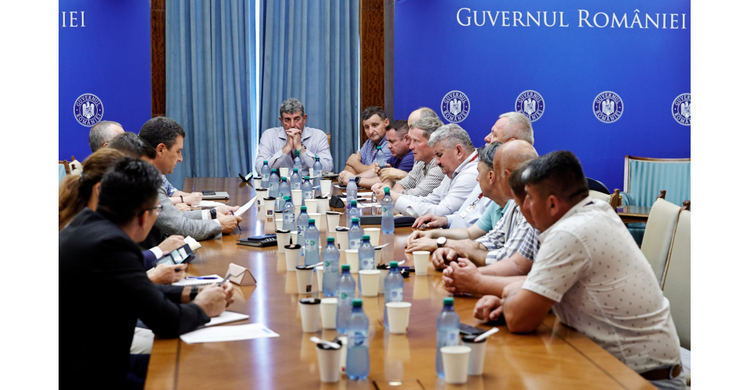 Zeci de percheziții în legătură cu incidentele violente care au avut loc în Piața Victoriei din Capitală la protestul ciobanilor