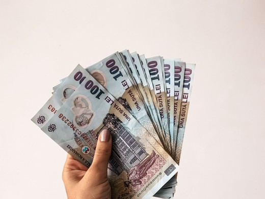 Notar public din București, trimis în judecată pentru evaziune fiscală