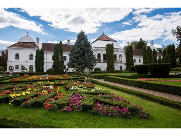 Castelul Wesselenyi. Sursa foto: http://artmarkhistoricalestate.ro/