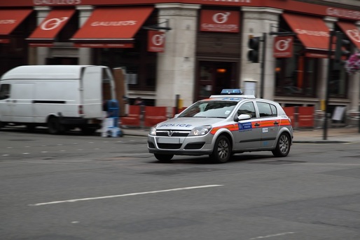 Bilanț în Marea Britanie: Mașinile de poliție, alimentate de aproape 300 de ori cu tipul greșit de combustibil