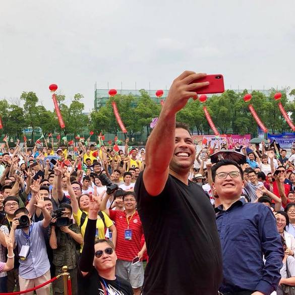 FOTO Un grup de investitori conduși de brazilianul ”Il fenomeno” Ronaldo cumpără pachetul majoritar al clubului spaniol de fotbal Real Valladolid