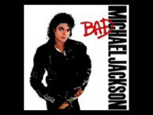 Jacheta purtată de Michael Jackson în turneul ''Bad'', vândută la licitație cu de aproape 3 ori mai mult decât estimarea inițială
