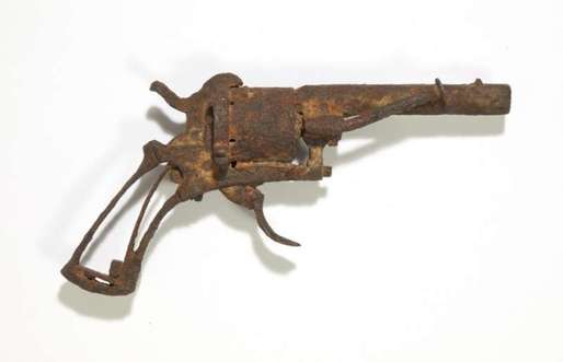 Pistolul pe care Van Gogh l-ar fi folosit pentru a se sinucide a fost vândut la licitație