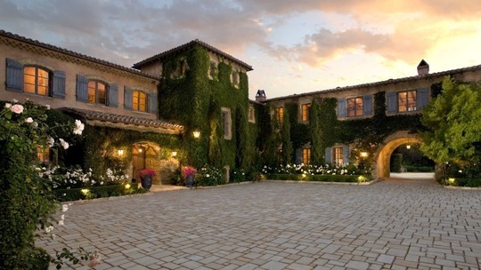 FOTO Meghan Markle și prințul Harry au cumpărat o proprietate în Montecito cu 14,7 milioane de dolari