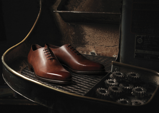 Pantofii bărbătești cărora le faci revizia la 300 de purtări pentru un look impecabil