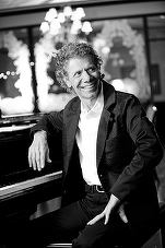 A murit pianistul american Chick Corea