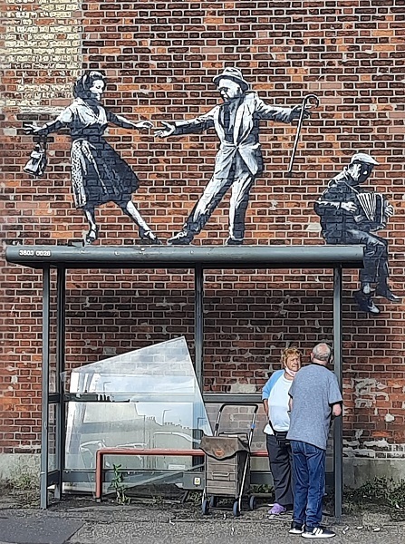 FOTO Lucrări în stilul lui Banksy au apărut în orașe din estul Angliei