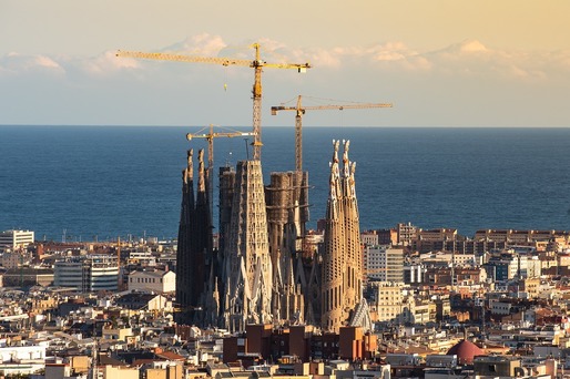 Al nouălea turn al bazilicii Sagrada Familia va fi inaugurat în luna decembrie