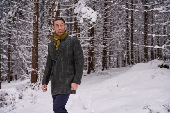 Sfaturi vestimentare pentru sezonul rece – țesături, culori și piesele principale