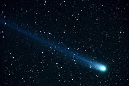 O cometă, care a putut fi văzută ultima dată în urmă cu 50.000 de ani, trece pe lângă Pământ. Prima care poate fi văzută cu ochiul liber