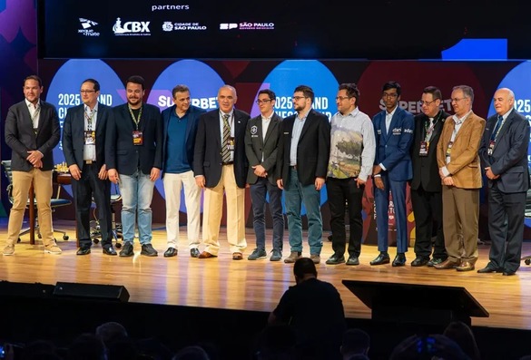 Maestrul Internațional american Fabiano Caruana câștigă Finalele GCT 2025 din Sao Paulo. Ediția din 2026 a circuitului fondat de Garry Kasparov revine la București între 12 și 24 mai