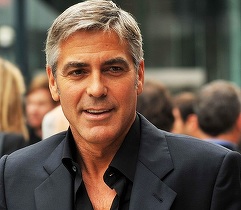 George Clooney vine în România