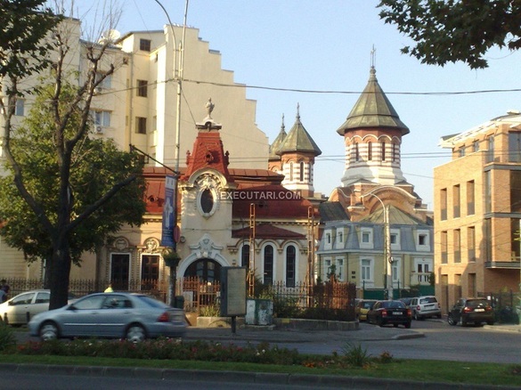 FOTO Casa Dinu Lipatti, în care a locuit și comentatorul TV Dumitru Graur, scoasă la vânzare prin executare silită