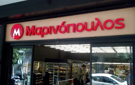 Grupul elen Marinopoulos, care controla Starbucks și Gap, a evitat falimentul în ultimul moment cu ajutorul companiei rivale