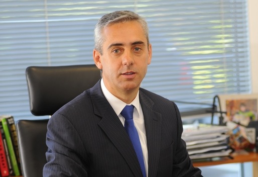 Adrian Grecu, Country Manager Mylan Romania, preia șefia Asociației Producătorilor de Medicamente Generice. În ianuarie avertiza că scăderile de prețuri ar putea duce la o creștere a exporturilor paralele