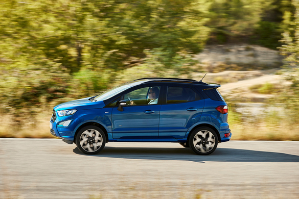 VIDEO & FOTO Ford prezintă în premieră SUV-ul EcoSport, versiunea românească ce va fi construită la Craiova. Este cel mai puternic concurent pentru Dacia Duster