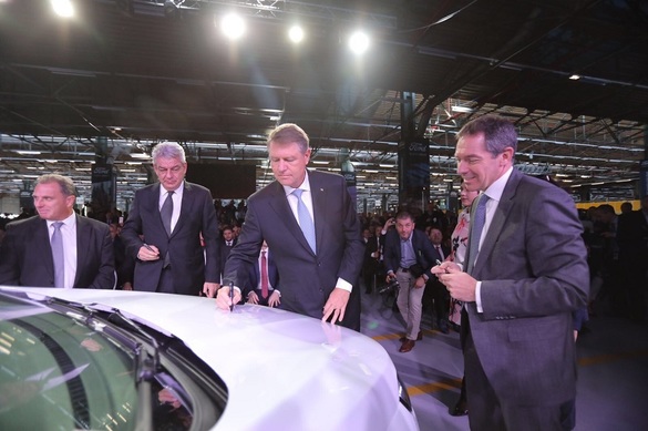 FOTO Ford a început producția SUV-ului EcoSport la Craiova. SUV-ul va fi exportat pe 56 de piețe ale lumii