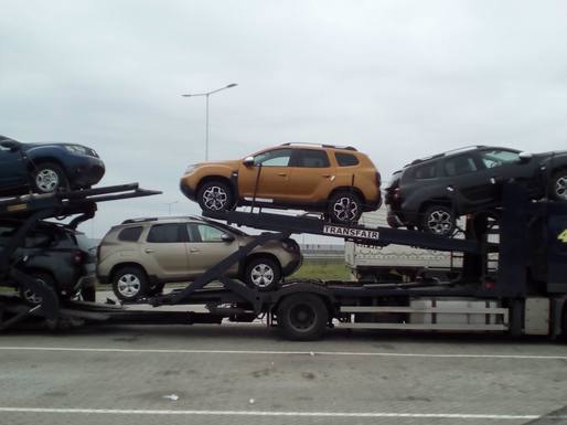 Pentru prima dată în istoria Dacia, au fost produse mai multe mașini în afara României decât la Mioveni. Rezultatele Dacia arată că marca românească este dependentă de Programul Rabla