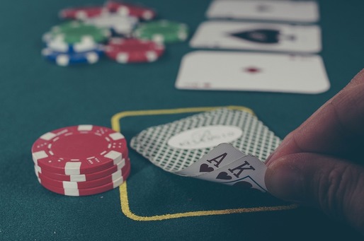 Taxă impusă organizatorilor de jocuri de noroc