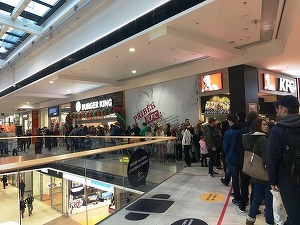 După ce a renunțat la România, Burger King are acum vânzări record în prima săptămână la București