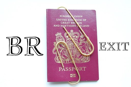 După Brexit, pașapoartele de culoare albastră revin în Marea Britanie