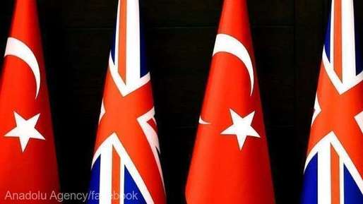 Regatul Unit semnează un acord comercial cu Turcia, care prelungește de fapt angajamente vamale existente cu UE