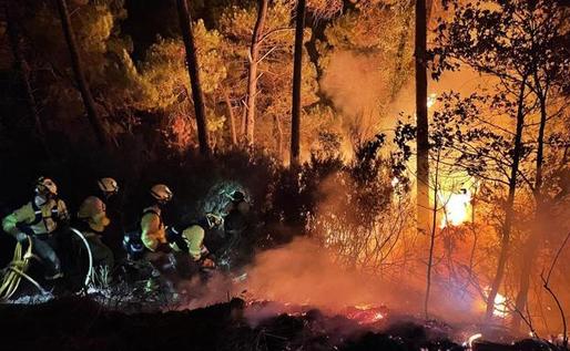 VIDEO Mii de oameni și-au părăsit casele după incendiile din sudul Spaniei, în cunoscuta zonă turistică Costa del Sol