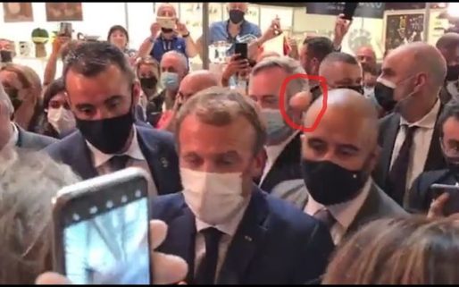 VIDEO Președintele francez Emmanuel Macron, lovit cu un ou
