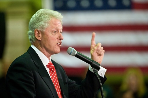 Fostul președinte Bill Clinton, internat la terapie intensivă, cu o infecție răspândită în sânge