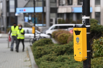 VIDEO&FOTO Campania ALEGE ASUMAT UN ORAȘ CURAT ajunge în Ploiești. 200 de scrumiere stradale speciale se află de acum la îndemână pentru alegeri asumate și sustenabile