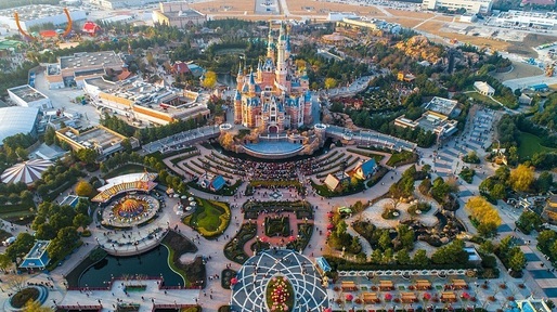 Shanghai Disney Resort - închis temporar din cauza creșterii cazurilor de Covid-19 în China