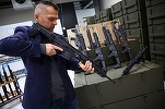 Producătorii de arme din Europa Centrală caută soluții pentru a face față cererii puternice declanșată de războiul din Ucraina