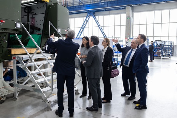 FOTO Uzina Mecanică București, care produce transportoare blindate Piranha, și producția de drone în România - propuse la finanțare prin Programul SAFE