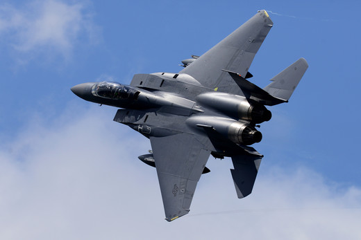 Trei avioane americane de tip F-15E Strike Eagle, doborâte ”din greșeală” de Kuwait