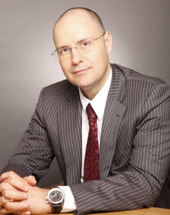 Daniel Anghel - partener, liderul departamentului de taxe si consultanta juridica, PwC Romania
