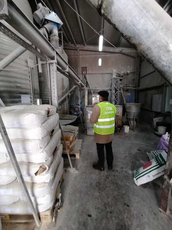 GALERIE FOTO Amenzi de peste 3 milioane de lei aplicate de inspectorii de muncă 