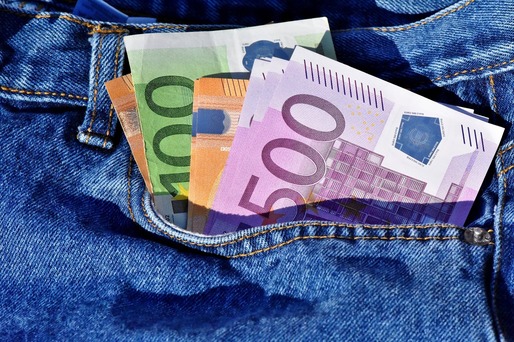 Ciucă: În 2022, România a absorbit 11,3 miliarde euro din fonduri UE, cea mai mare sumă anuală de până acum