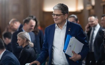 FOTO Birourile vamale de frontieră vor fi dotate cu 26 sisteme noi de scanare cu raze X