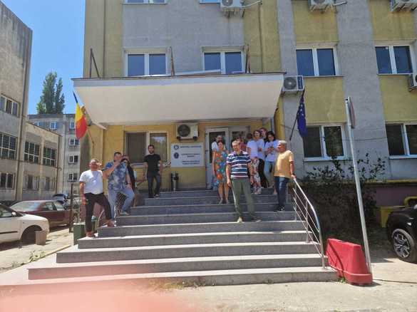EXCLUSIV VIDEO FOTO Încep protestele la ANAF. Angajați de la ANAF Ilfov, Trezorerie și direcția de mari contribuabili au declanșat protest spontan