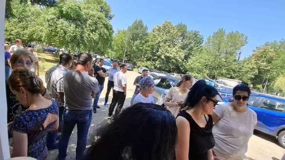 EXCLUSIV VIDEO FOTO Încep protestele la ANAF. Angajați de la ANAF Ilfov, Trezorerie și direcția de mari contribuabili au declanșat protest spontan
