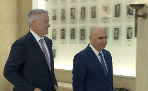 Secretarul general al Organizației pentru Cooperare și Dezvoltare Economică (OCDE), Mathias Cormann, și premierul Ilie Bolojan Secretarul general al Organizației pentru Cooperare și Dezvoltare Economică (OCDE), Mathias Cormann, și premierul Ilie Bolojan